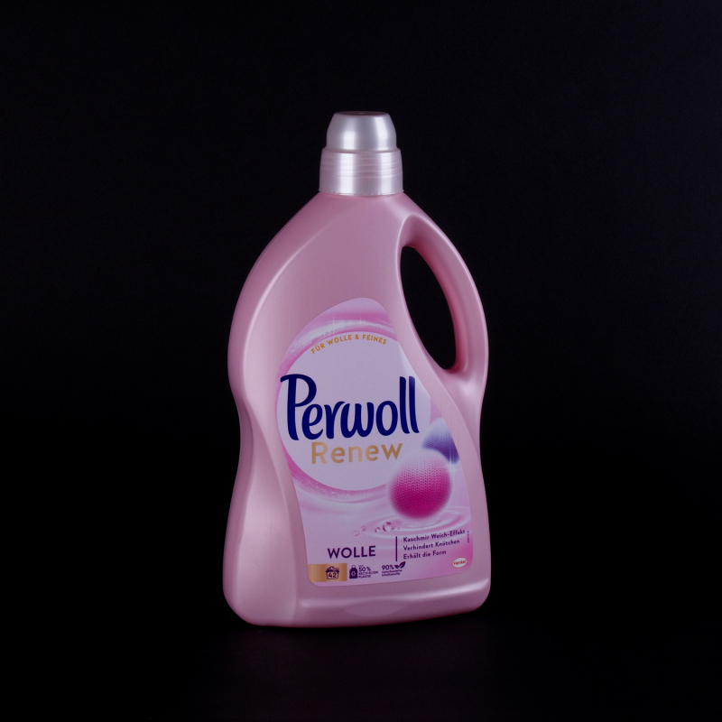 Prací gel Perwoll Renew na vlnu a kašmír 52 praní