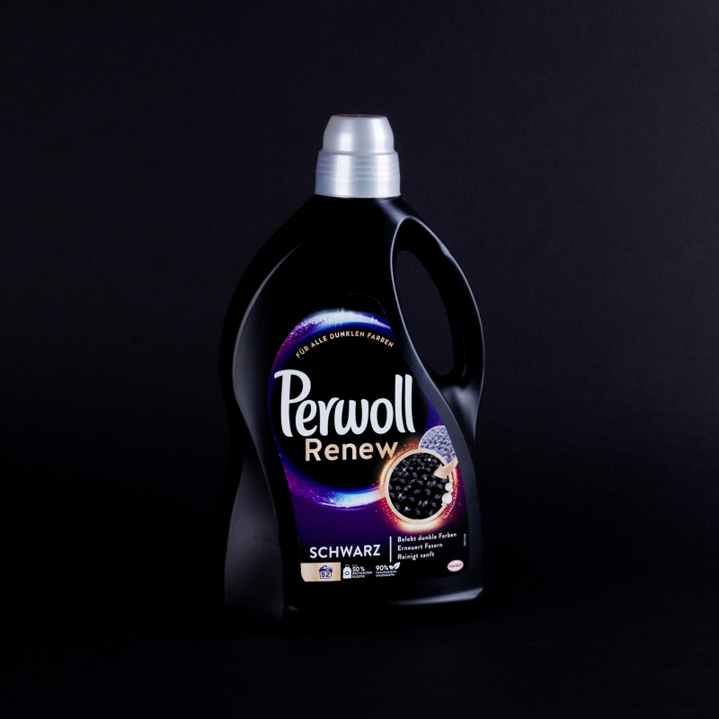 Prací gel Perwoll Renew Black na tmavé prádlo 52 praní