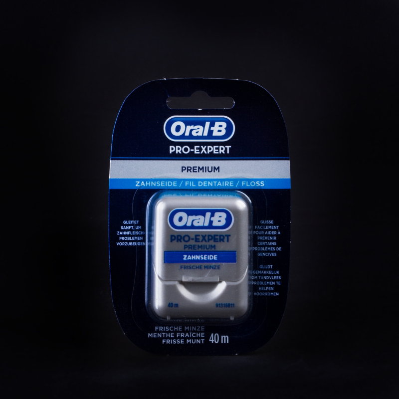 Zubní nit Oral-B Pro-Expert Premium