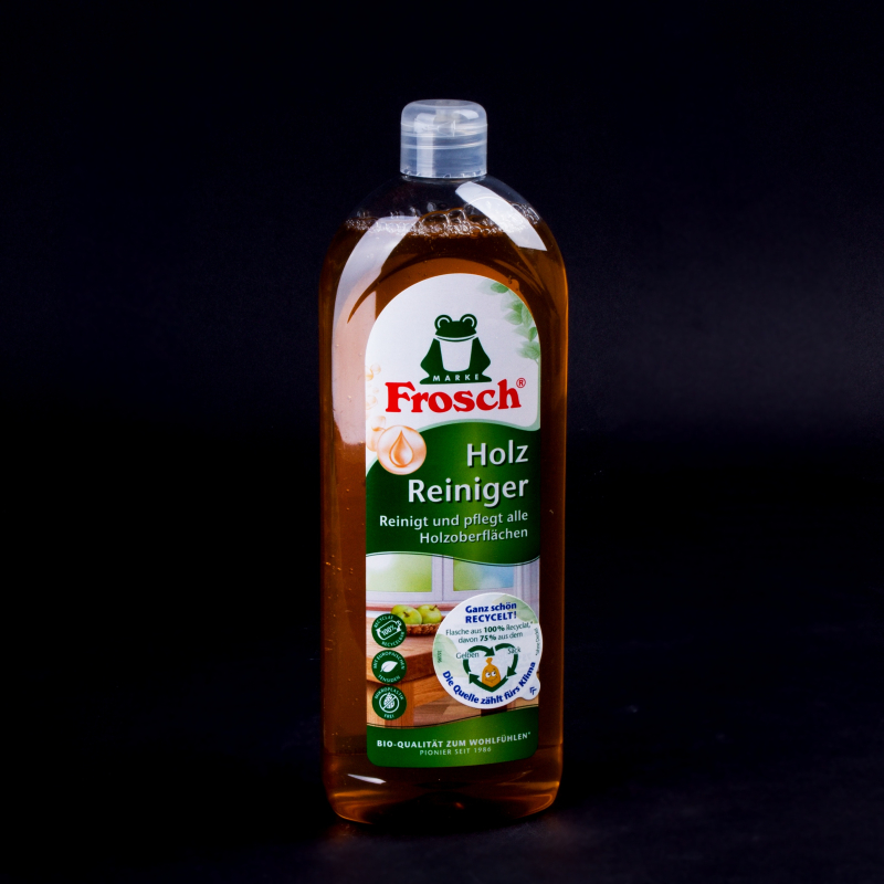 Čistič na všechny dřevěné povrchy Frosch