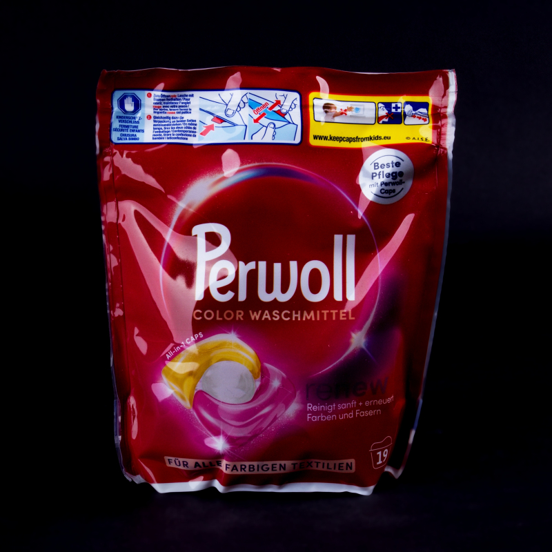 Kapsle Perwoll Color na barevné prádlo 19 praní