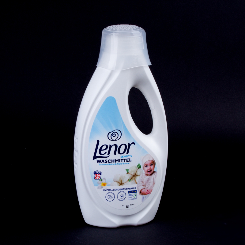 Prací gel Lenor Sensitive 25 praní