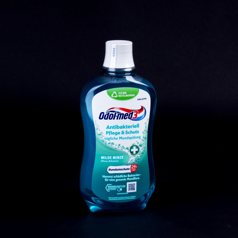 Antibakteriální ústní voda Odol-med3 jemná máta