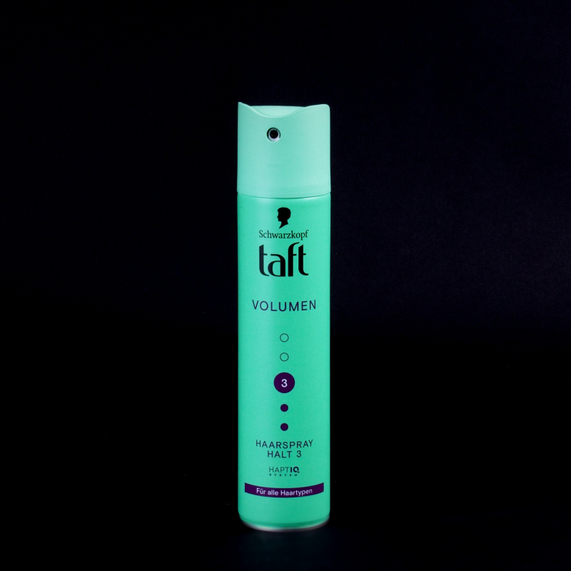 Lak na vlasy Schwarzkopf taft volumen 3