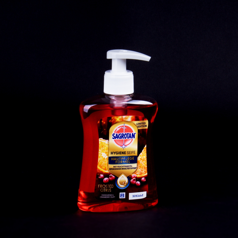 Hygienická pěna s vůní mandarinky a brusinek Sagrotan