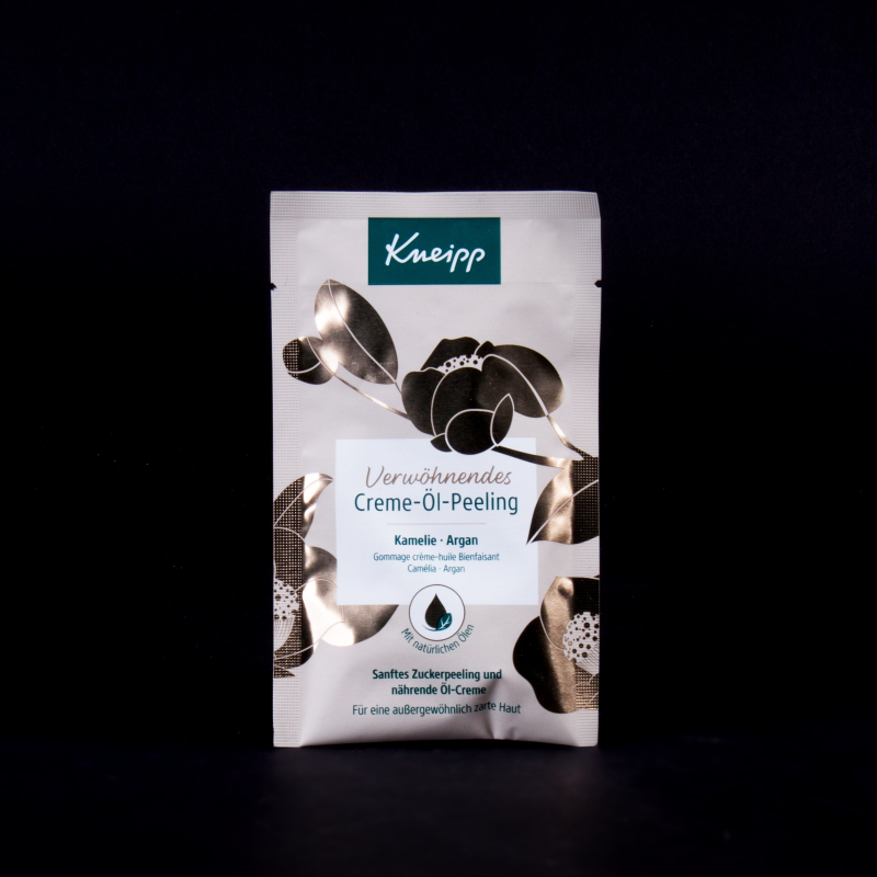 Krémovo-olejový peeling Kamélie Argan Kneipp